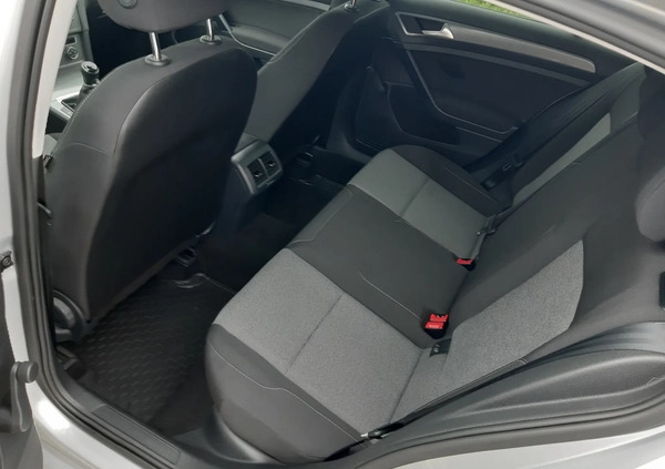 Volkswagen Golf cena 46000 przebieg: 108700, rok produkcji 2015 z Łochów małe 92
